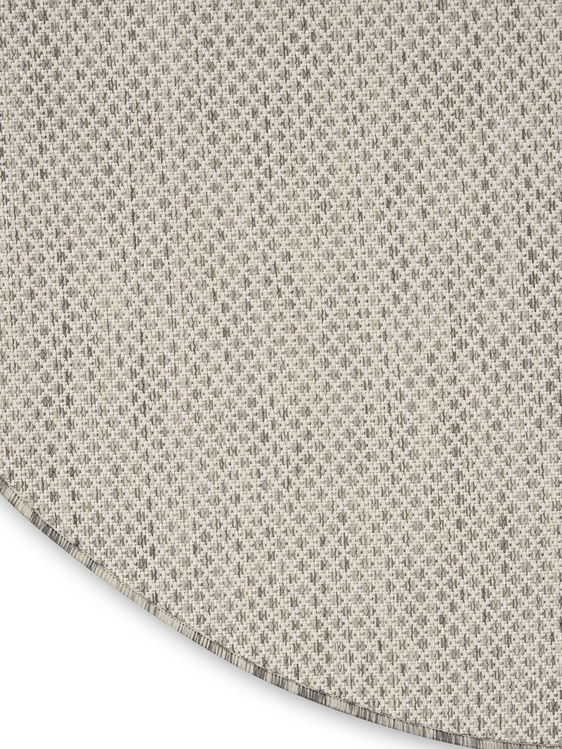 Courtyard COU01 Ivory/Silver 6' x 9' Oval Rug