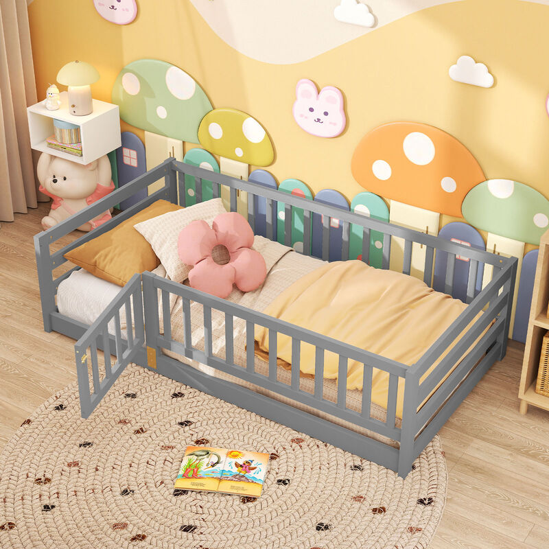 Children&rsquo;s Floor Bed Playhouse with High Fence and Door image number 7