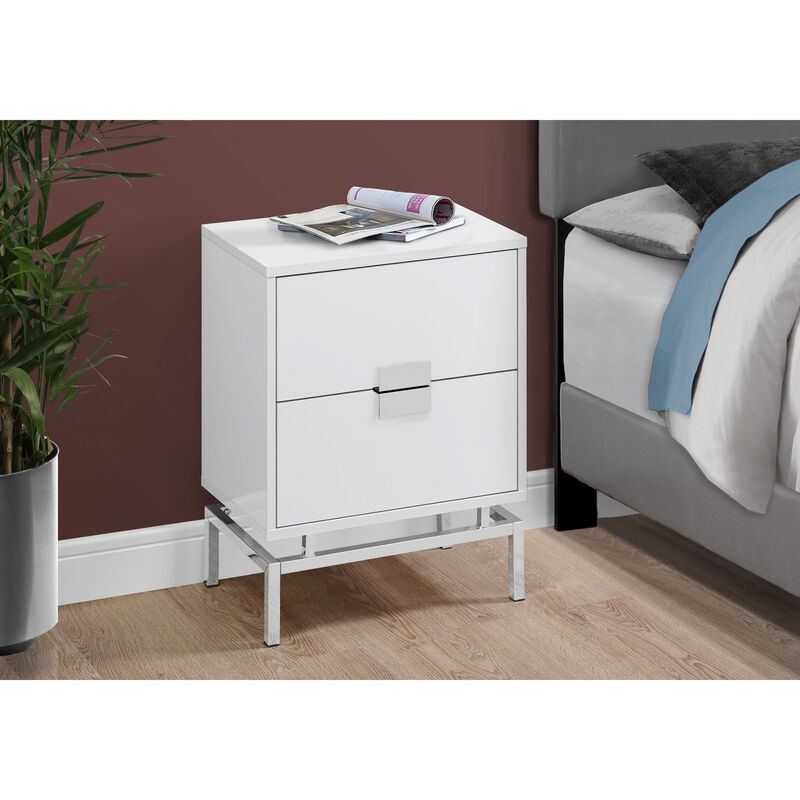 Elegant Metal Accent Table &ndash; Sleek Modern Side Table with Polished Finish image number 2