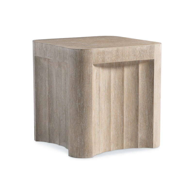 Loggia Side Table image number 3