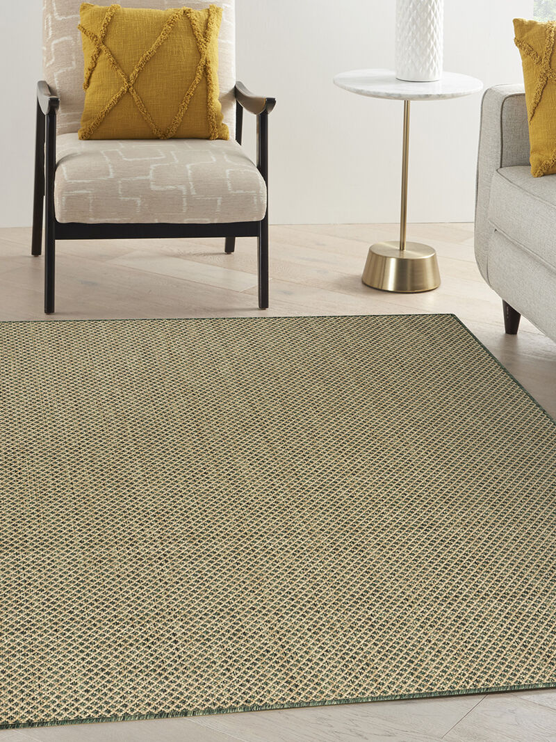 Courtyard COU01 Green 6' x 9' Rug