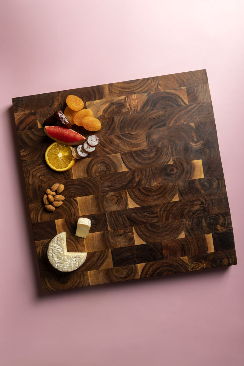 Taiga Wood Cutting Board, Square - 16"