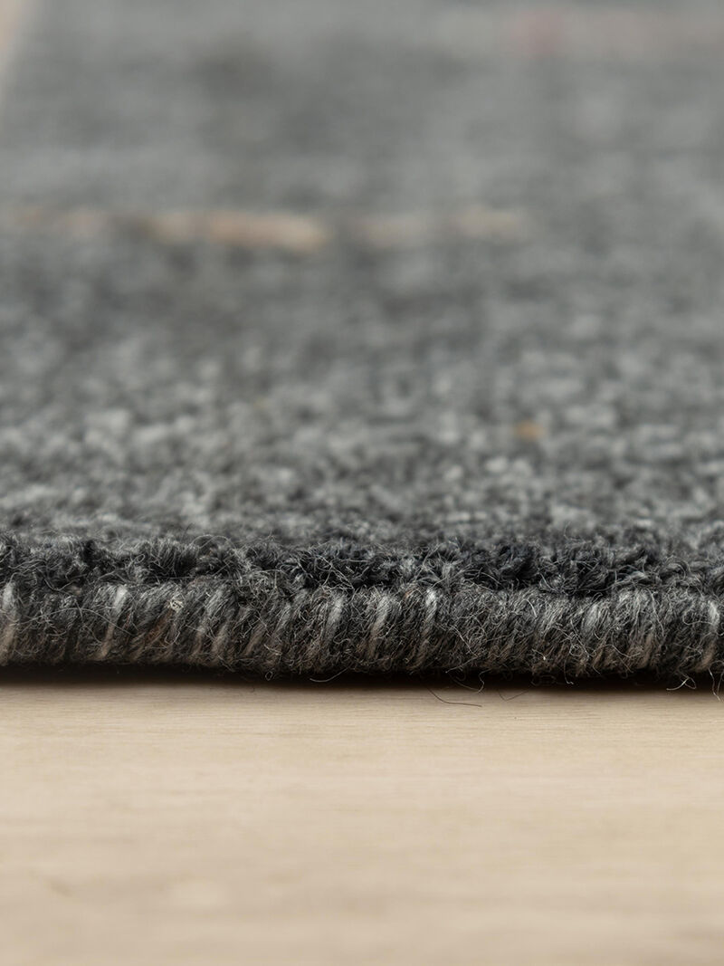 Kiki KIK697 Charcoal 7'6"x9'6 Rug