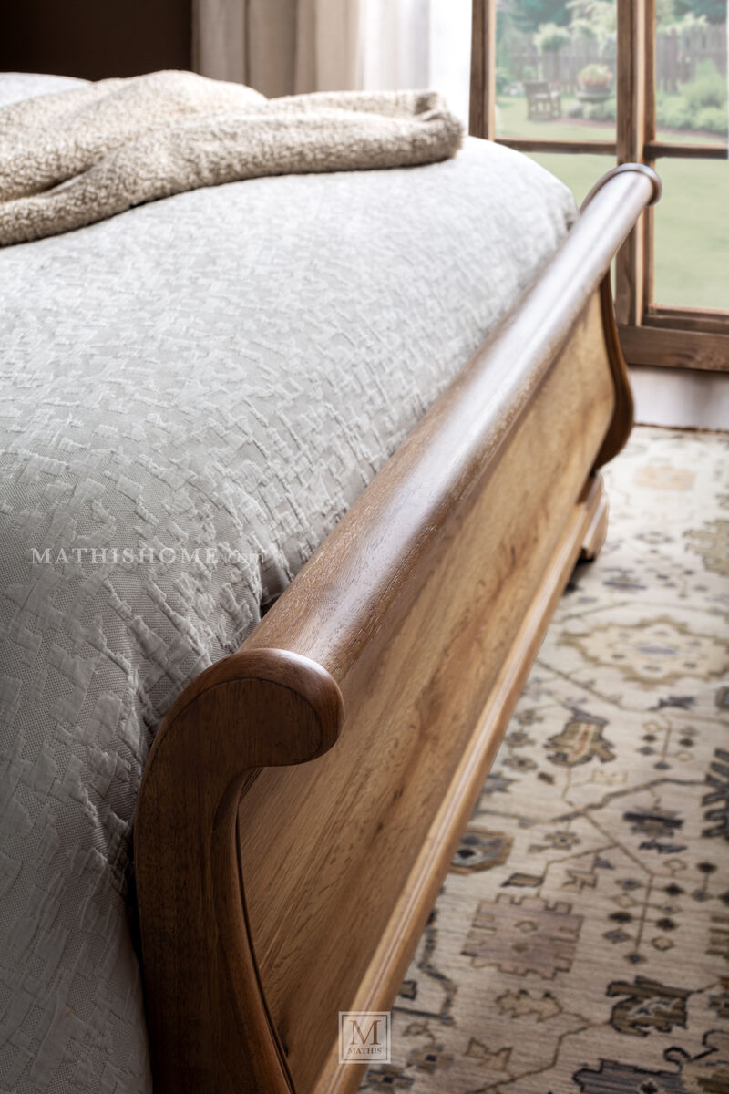 Chateau Philippe King Sleigh Bed image number 5