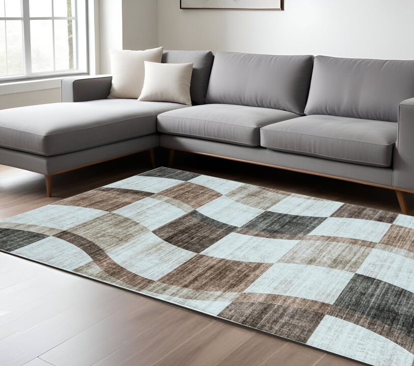 HomeRoots Checkered Area Rug