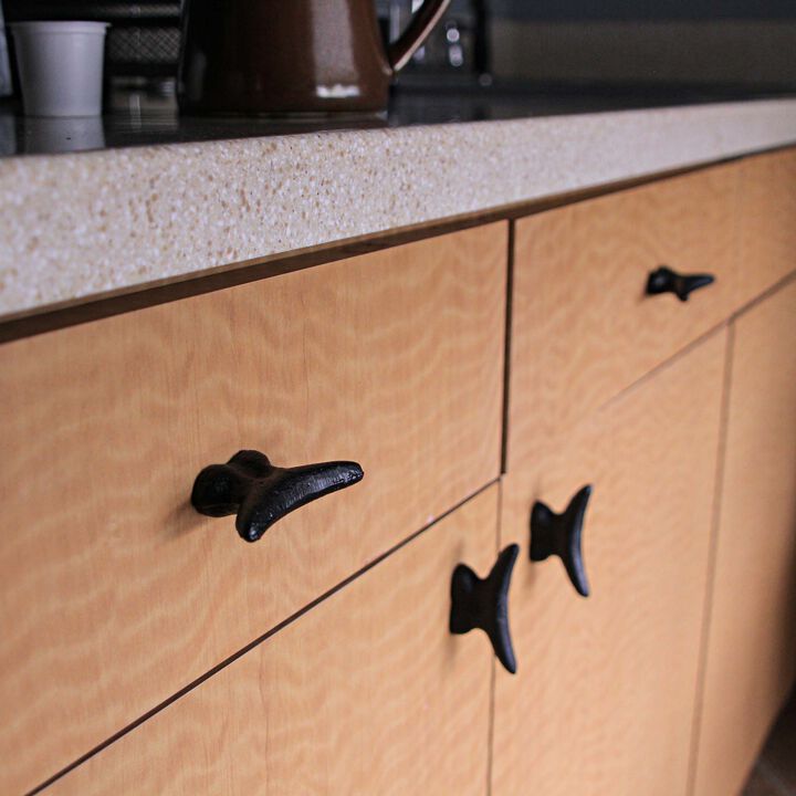 Set of 6 Matte Black Cast Iron Boat Cleat Drawer Pulls - 2.5 Inches Long, Decorative Nautical Cabinet Knobs for A Stylish Coastal Accent to Your Home Decor