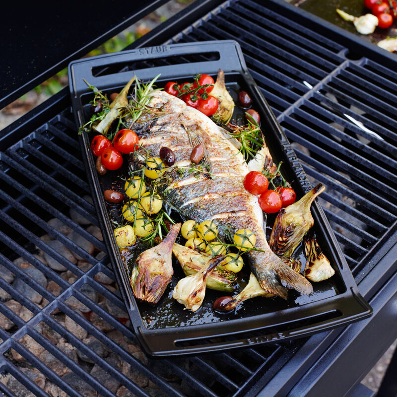 Staub Cast Iron 18.5 x 9.8-inch Plancha/Double Burner Griddle