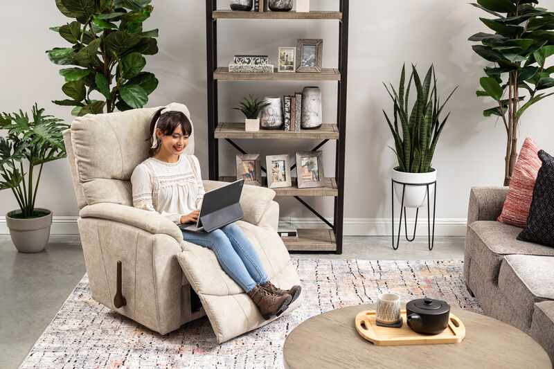 Grayson Open Display Case