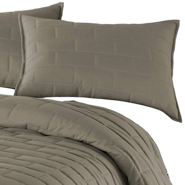 Luxury Microfiber Comforter Set with Brick Stitch Design &ndash; Reversible Bedding
