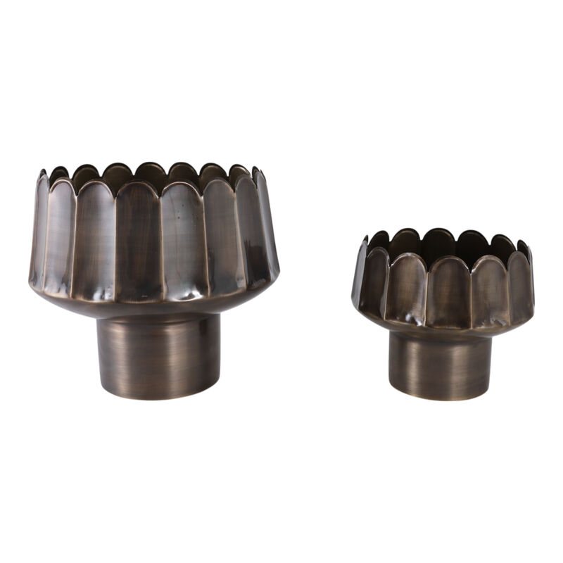 S/2 Scalloped Pedestal Planter image number 0
