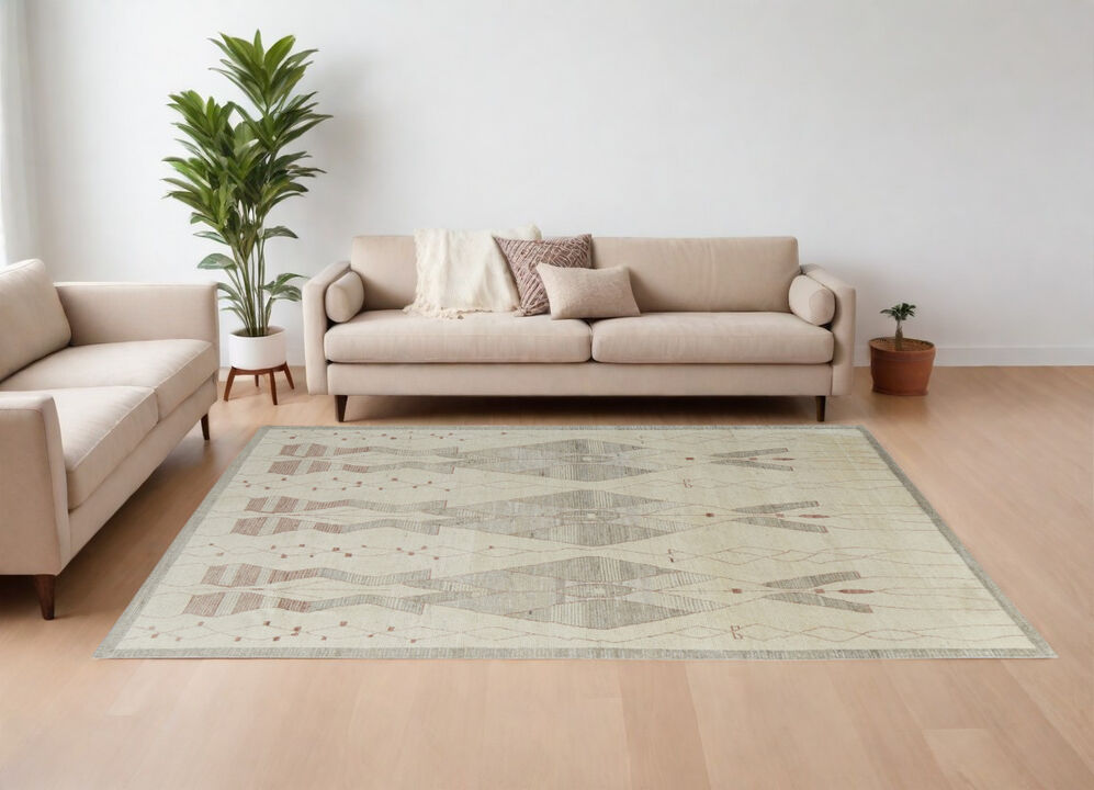 HomeRoots Wool Geometric Hand Knotted Area Rug