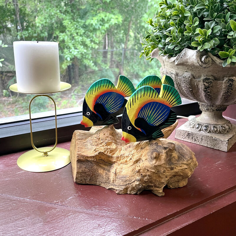 Handcrafted Driftwood & 3 Tropical Fish Sculpture Coastal Nautical Table Decor image number 7