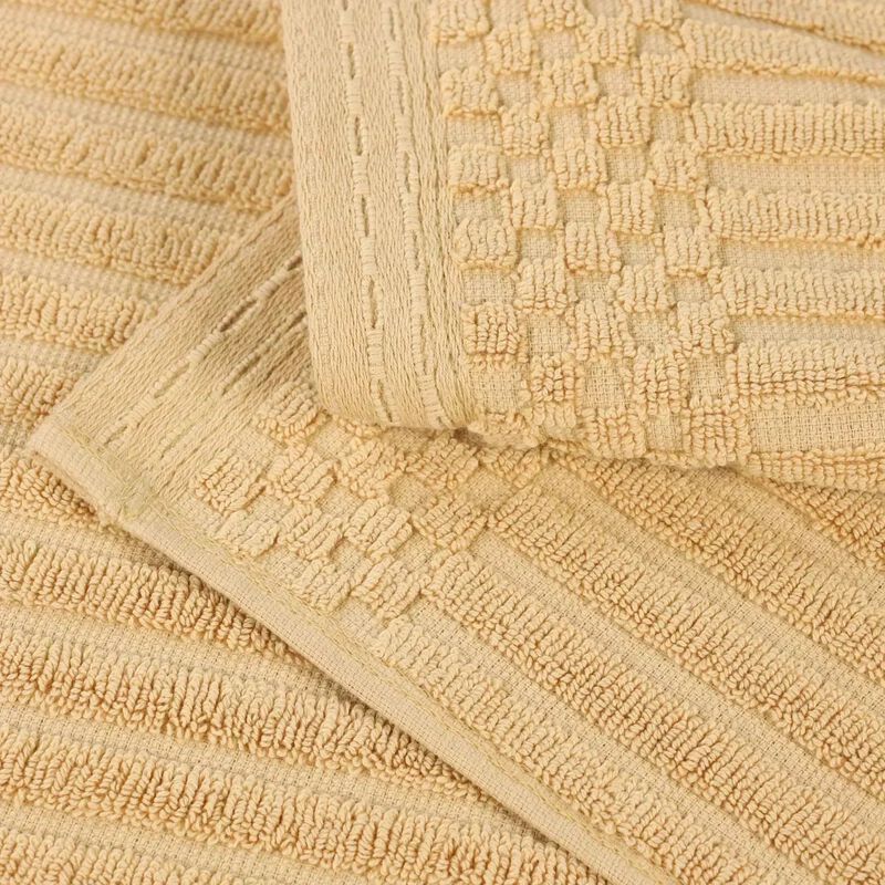 2-Piece Cotton Ribbed Bath Towel Set &ndash; Plush and Quick-Dry image number 3