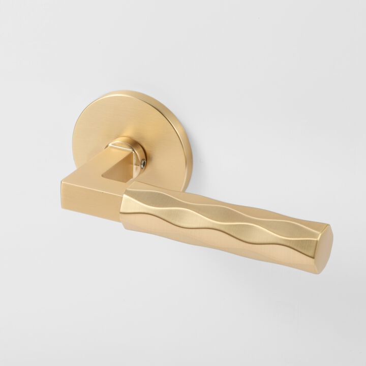Hailey Modern Hall/Closet Interior Door Handle with Round Rosette and Concealed Screws (Passage)