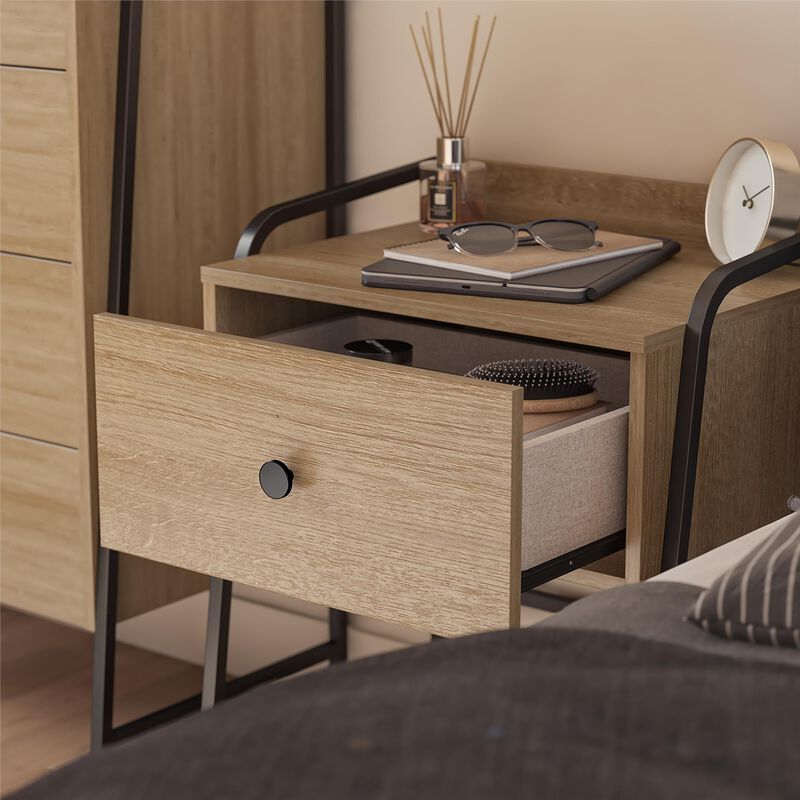 Bushwick Nightstand with Drawer