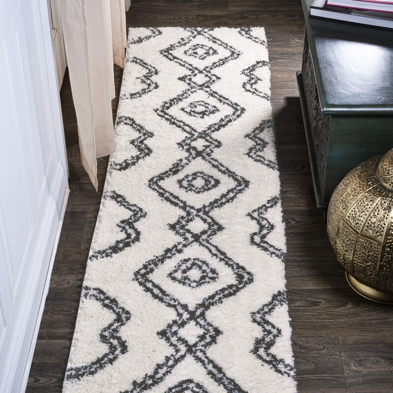 Deia Moroccan Style Diamond Shag Area Rug