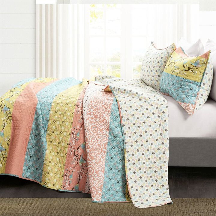 Floral Reversible Lightweight Quilt Set for Bedspread and Bedroom Decor