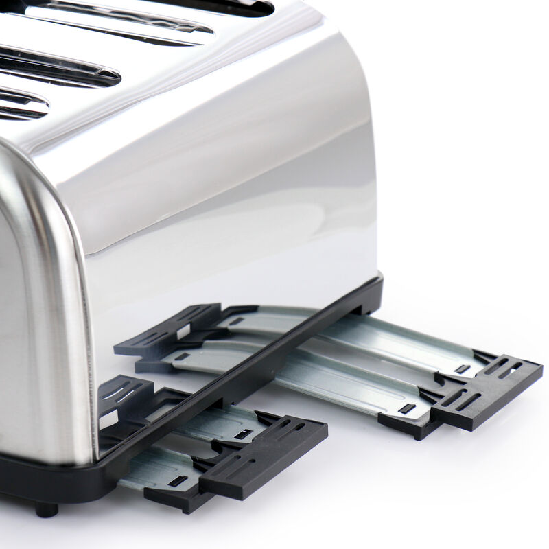 MegaChef 4 Slice Wide Slot Toaster with Variable Browning in Silver
