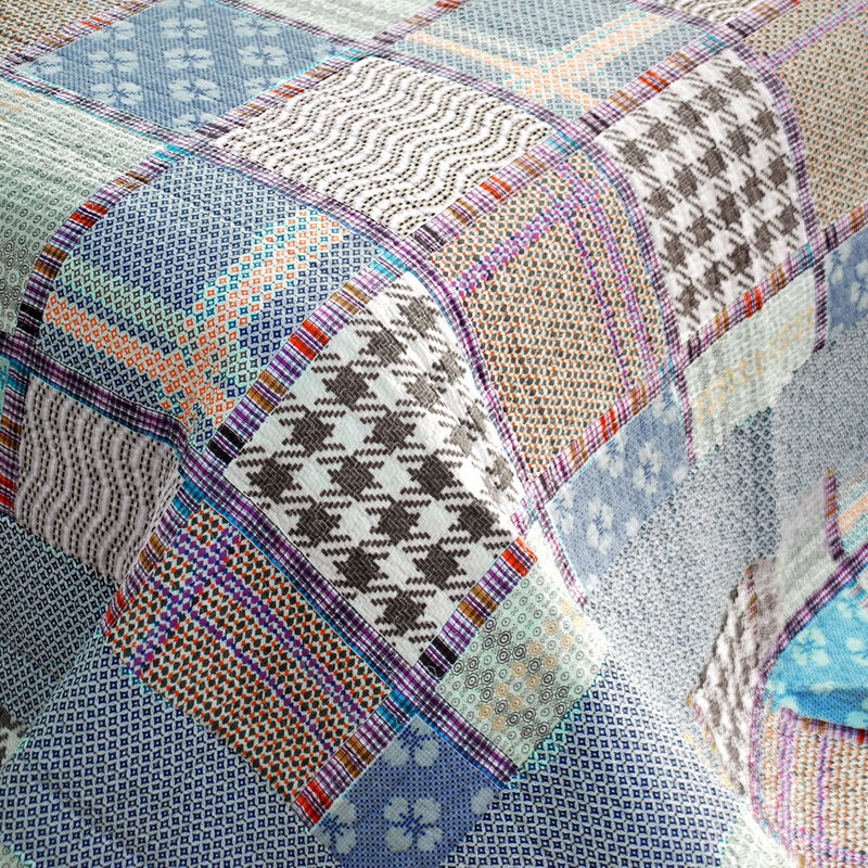 Queen Size 3-Piece Cotton Quilted Printed Quilt Set with Matching Pillow Shams image number 4