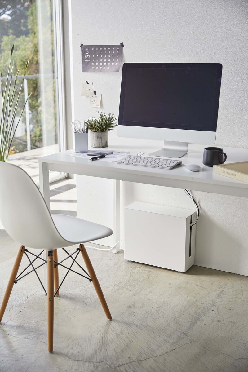 Rolling Cable Management Rack