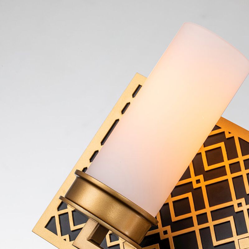 Lucas McKearn Ziggy 2 Lt Bath Bar in Lacquered Gold