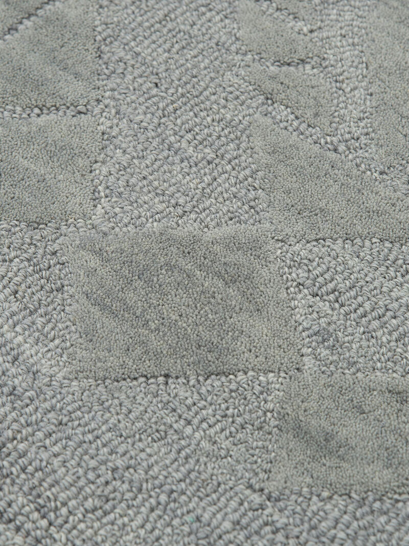 Fifth Avenue FA114B 5' x 8' Rug image number 4