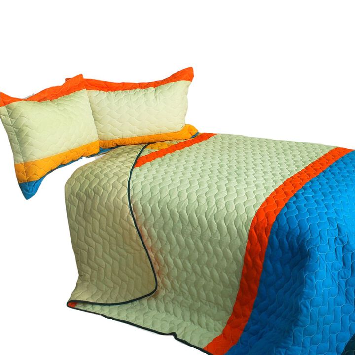 3-Piece Patchwork Quilt Set with Matching Pillow Shams
