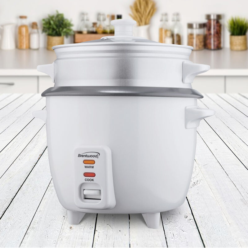 Brentwood 15 Cup Rice Cooker / Non-Stick with Steamer in White