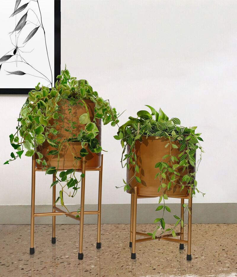 Contemporary Black Metal 9 Inches Tall Table Flower Planter Pot with Stand, Perfect for Adding a Touch of Elegance and Style to your Entryway, Living Room, Kitchen, or Dining Room