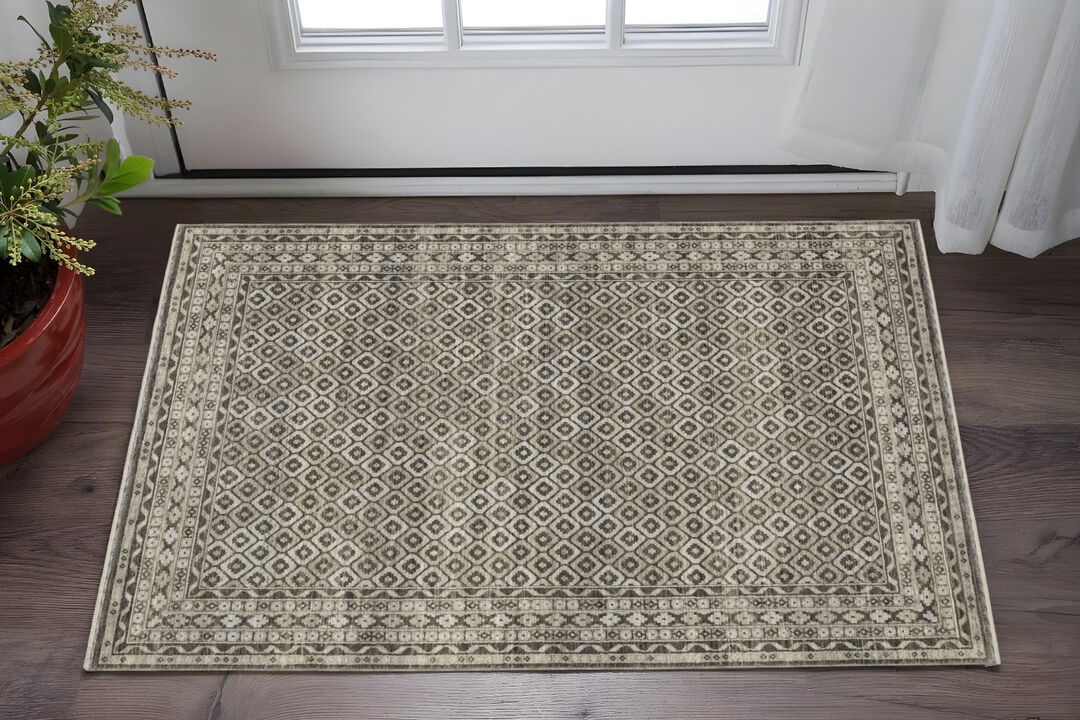 HomeRoots Diamond Area Rug With Fringe