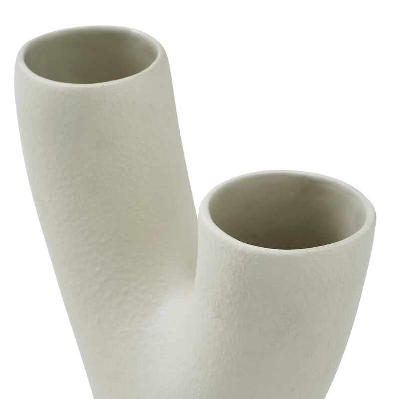 Renwil Wisteria Large Vase In Cream Color