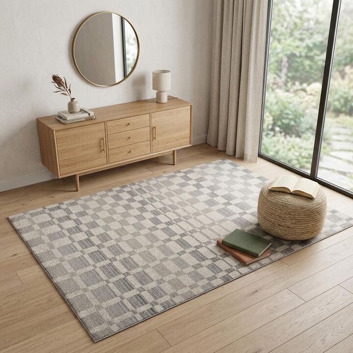 HomeRoots 4' X 6' Gray and Beige Checkered Distressed Area Rug