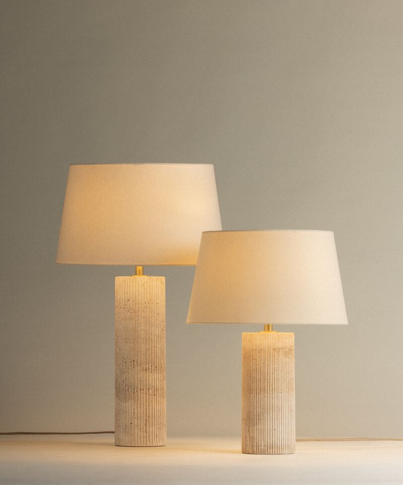 Highland Mills Table Lamp image number 1