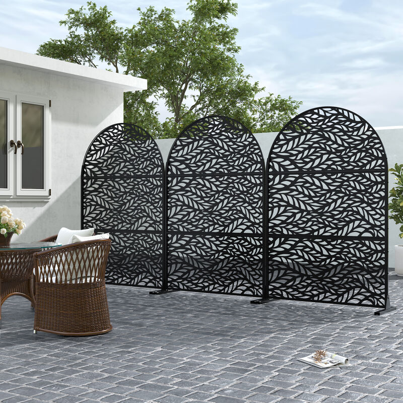 Arched Metal Outdoor Privacy Screen, Freestanding Outdoor Divider Decorative Privacy Fence