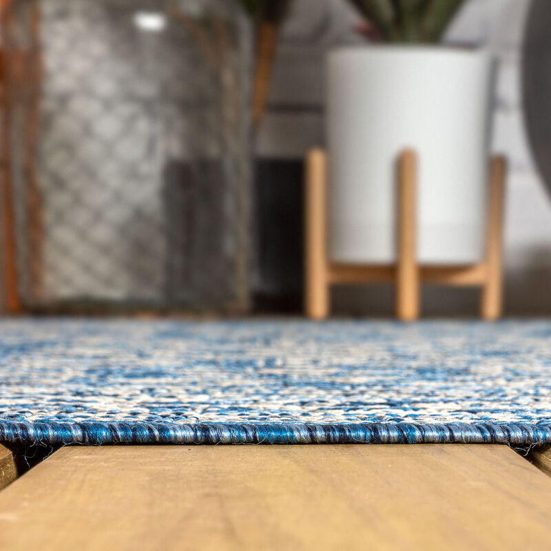 Sinjuri Medallion Textured Weave Area Rug