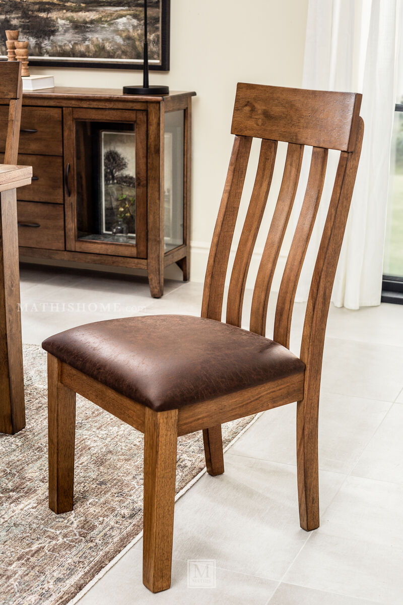 Broxtyn Dining Chair image number 1