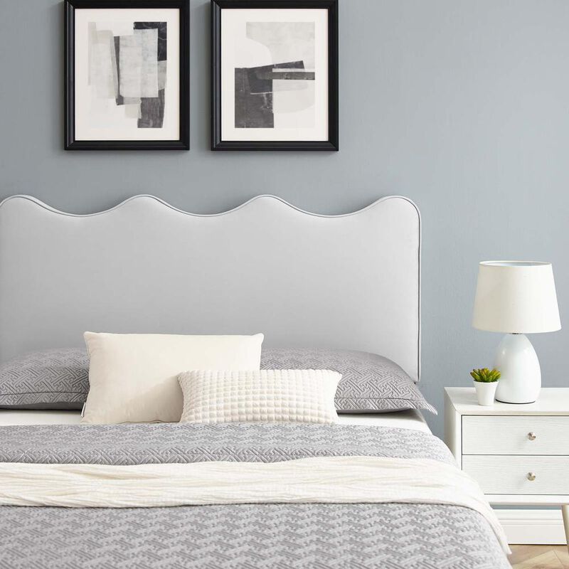 Current Performance Velvet King Platform Bed image number 8