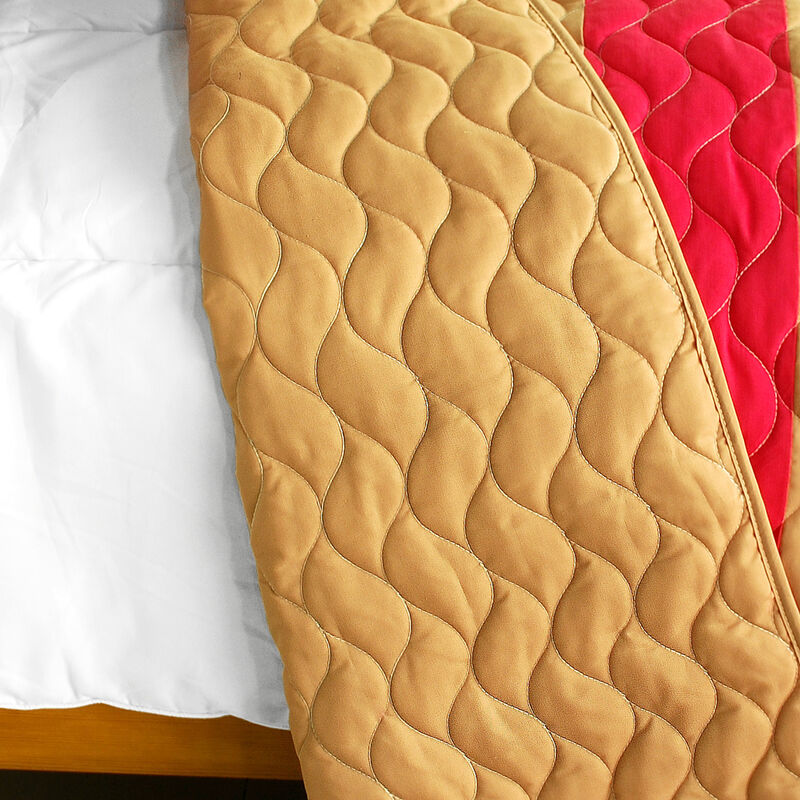Tender Night Patchwork Quilt Set 3 Piece Queen Quilted Soft Bed Cover Set image number 3