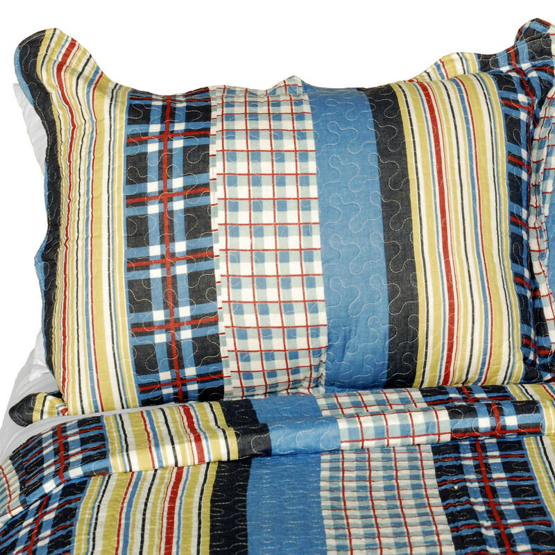 3-Piece Cotton Vermicelli Quilted Striped Printed Quilt Set with Matching Shams image number 2