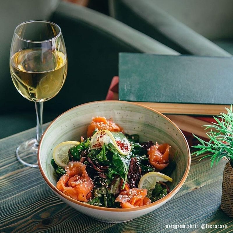 Therapy dia.6.5" h:3" 12 oz. Round Green Porcelain Bowl (Set of 4)