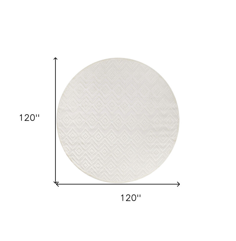 HomeRoots 10' Ivory And White Round Geometric Indoor Outdoor Area Rug image number 4