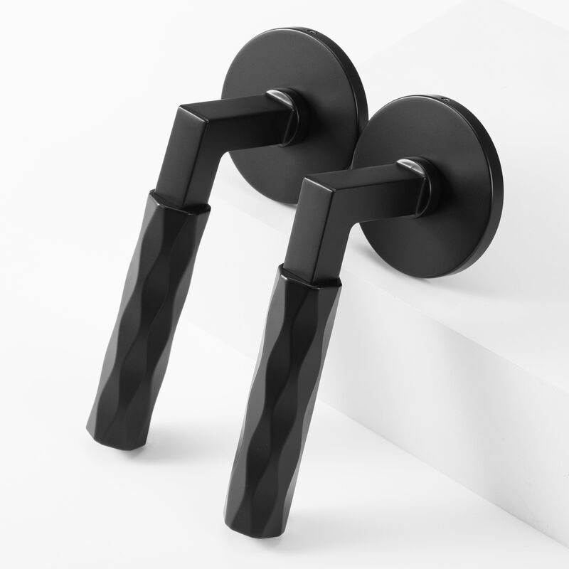 Hailey Modern Hall/Closet Interior Door Handle with Round Rosette and Concealed Screws (Passage) image number 8