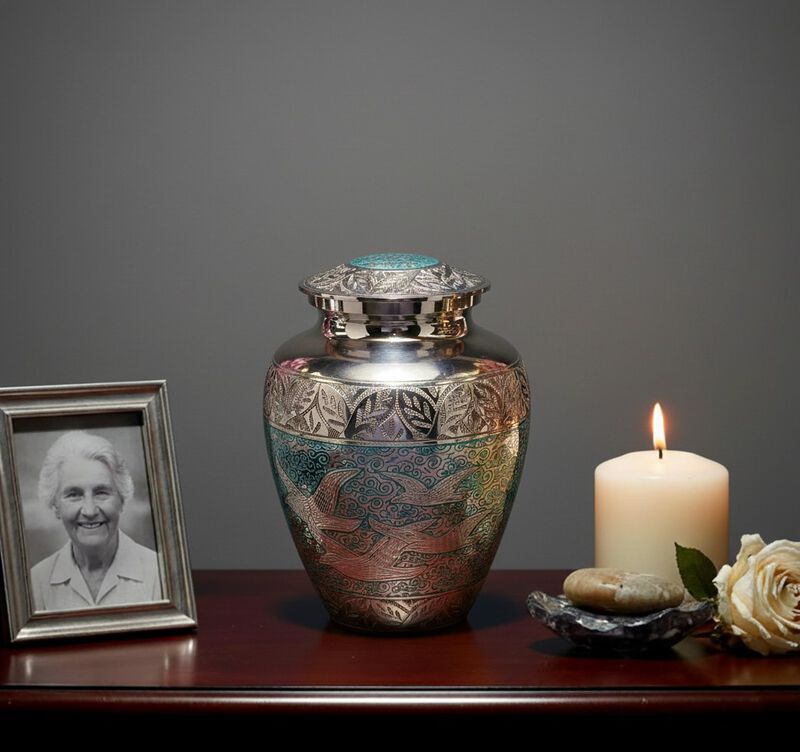 Memorial URN with bird design image number 5