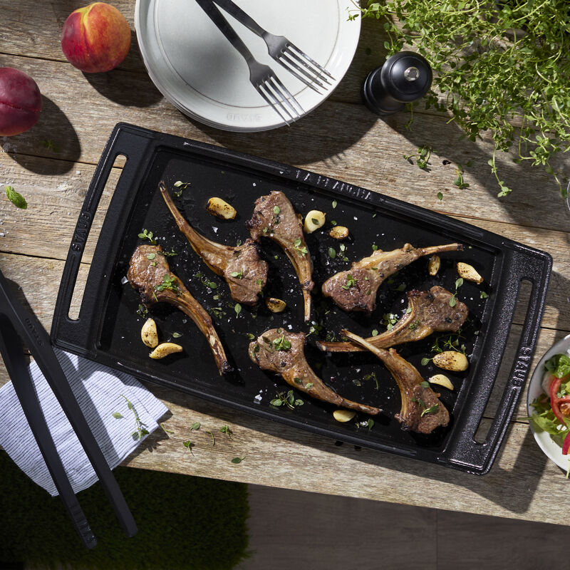 Staub Cast Iron 18.5 x 9.8-inch Plancha/Double Burner Griddle