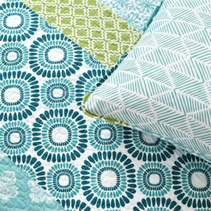 Cotton 3 Piece Reversible Floral Damask Quilt Set