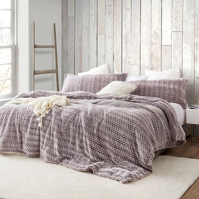Cozy Peaks - Coma Inducer&reg; Oversized Comforter - Chevron Frosted Sierra.