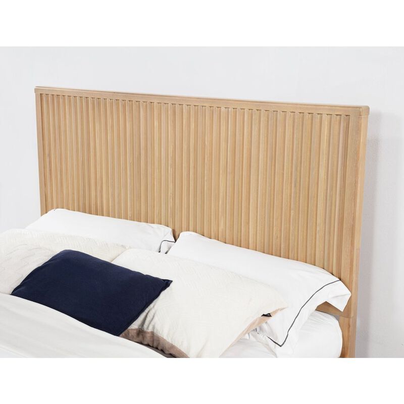 Best Master Furniture Daplen Scandinavian Modern Queen Bed Frame, Light Oak image number 4