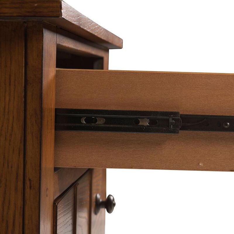 Liberty Furniture Grandpas Cabin 7 Drawer Dresser in Aged Oak image number 3
