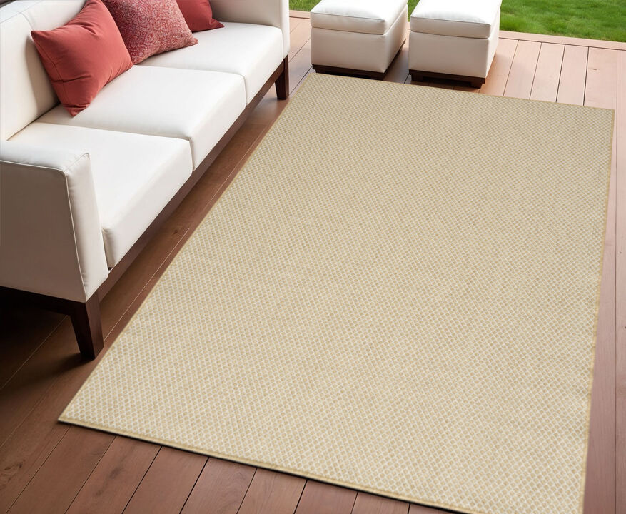 HomeRoots 4' X 6' Natural And Ivory Geometric Indoor Outdoor Area Rug