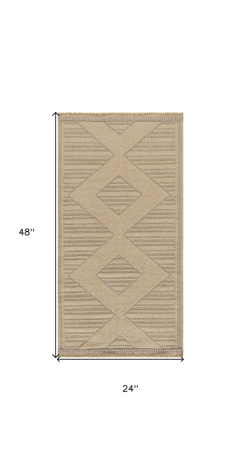 HomeRoots Geometric Flatweave Non Skid Area Rug With Fringe image number 3